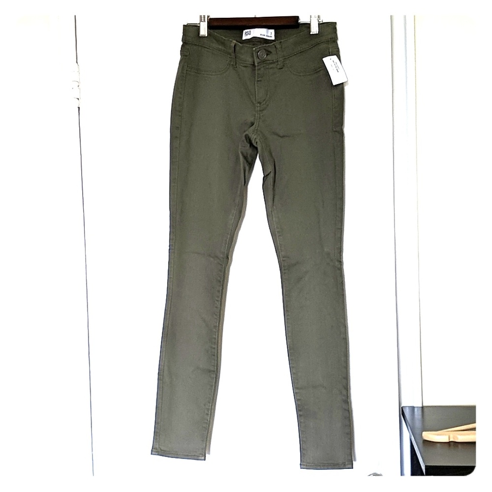 Hunter green skinny jeggings
